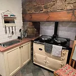 Scar Bridge 3 Bedrooms Sleeps 6 *