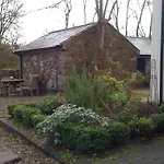 Scar Bridge 3 Bedrooms Sleeps 6
