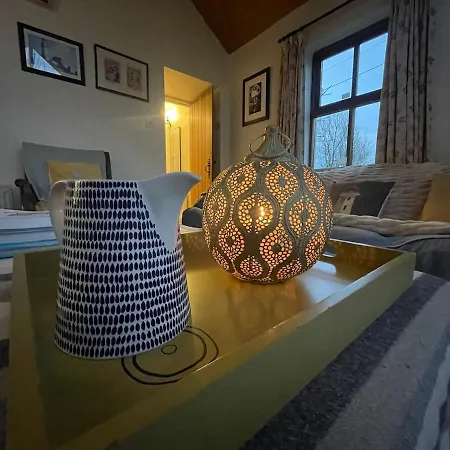 Scar Bridge 3 Bedrooms Sleeps 6 Feriehus