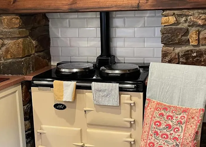 Scar Bridge 3 Bedrooms Sleeps 6