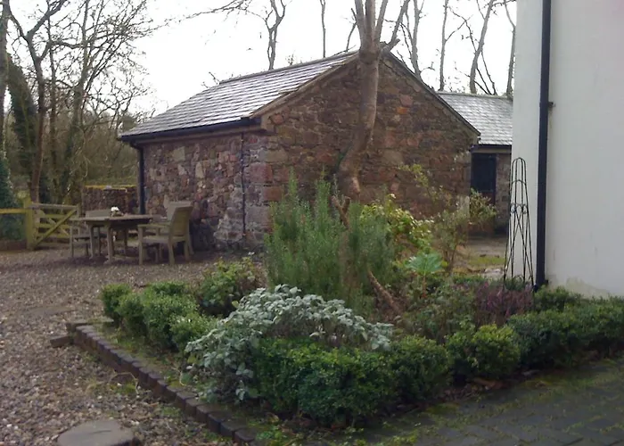 Scar Bridge 3 Bedrooms Sleeps 6